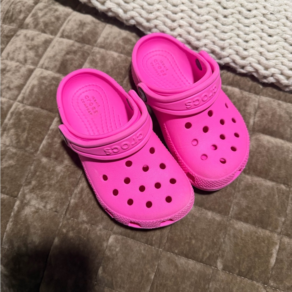 CROCS Kids Water Shoes - Bright Pink